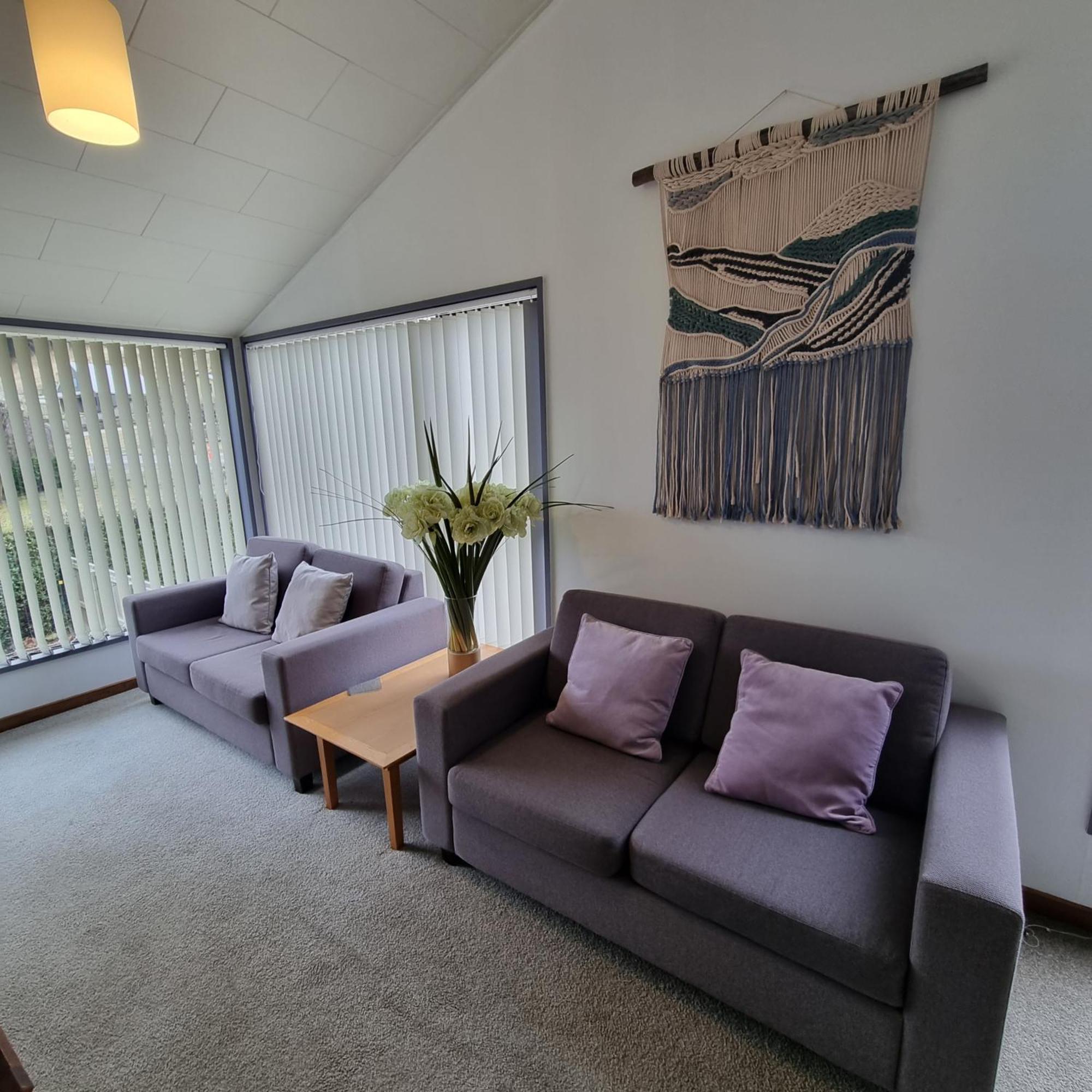 Ride Base Wanaka Apartments Esterno foto