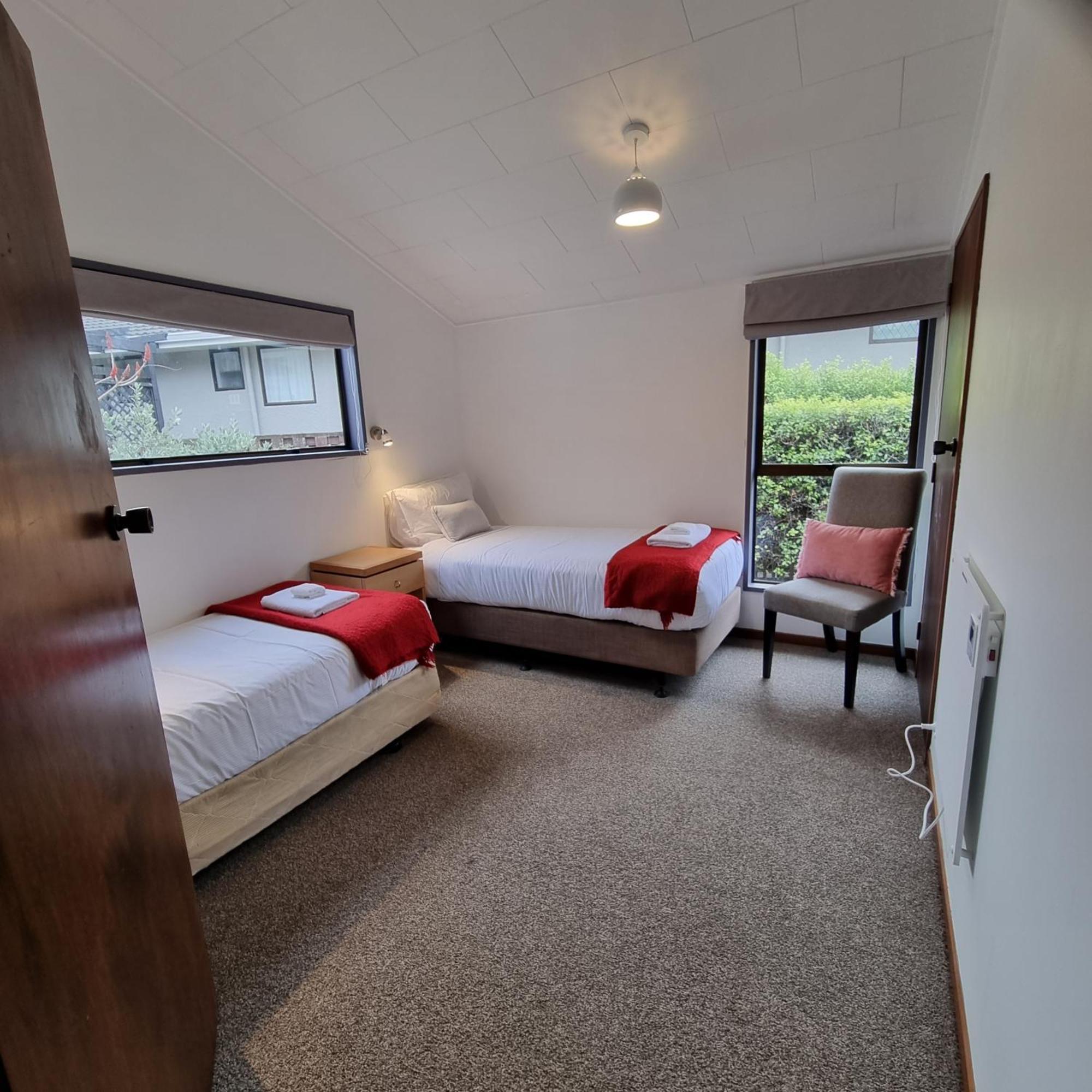 Ride Base Wanaka Apartments Esterno foto